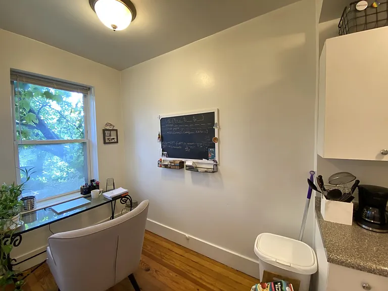 Cornelia Commons — Photo 24