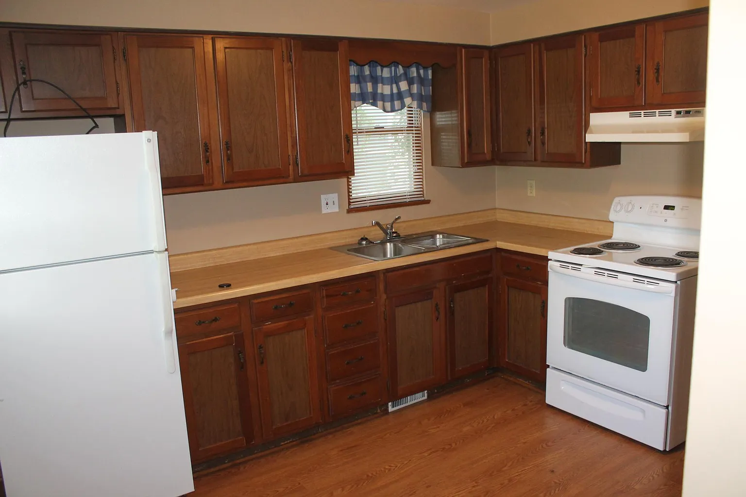 307 Culbertson Ave photo 1