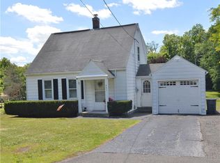 261 Porter Ave, Middlebury, CT 06762