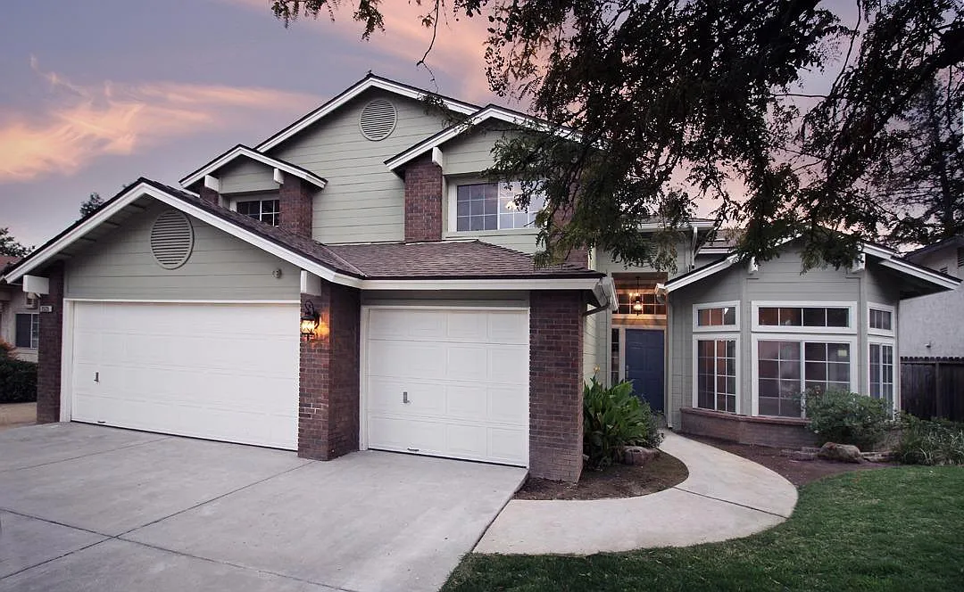 1525 E Omaha Ave photo 1