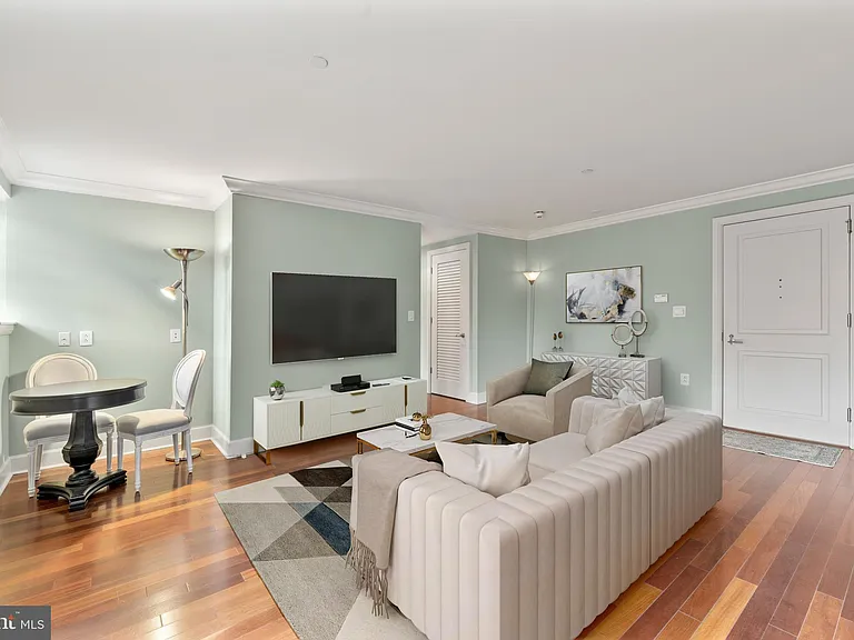 1701 Locust St #15-1901 — Photo 5