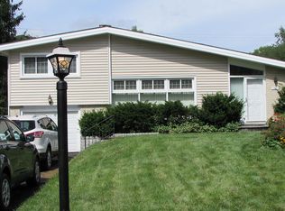 1541 Pulaski Dr, Blue Bell, PA 19422