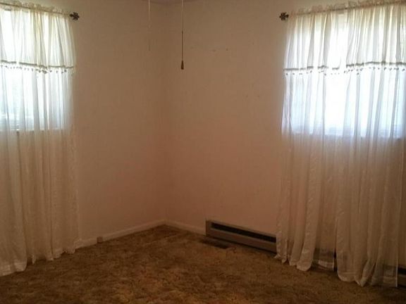 5th image of 15 Wilson Dr