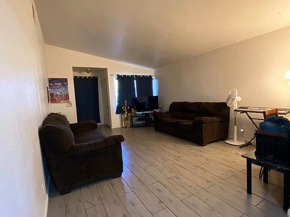 2nd image of 7607 Agustawood Pl