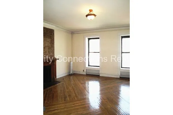 Rented by City Connections Realty | media 14