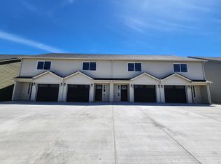 1002 Peach Rd UNIT J, Winlock, WA 98596