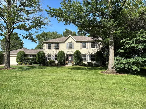 306 Ridge Dr, Sikeston, MO 63801