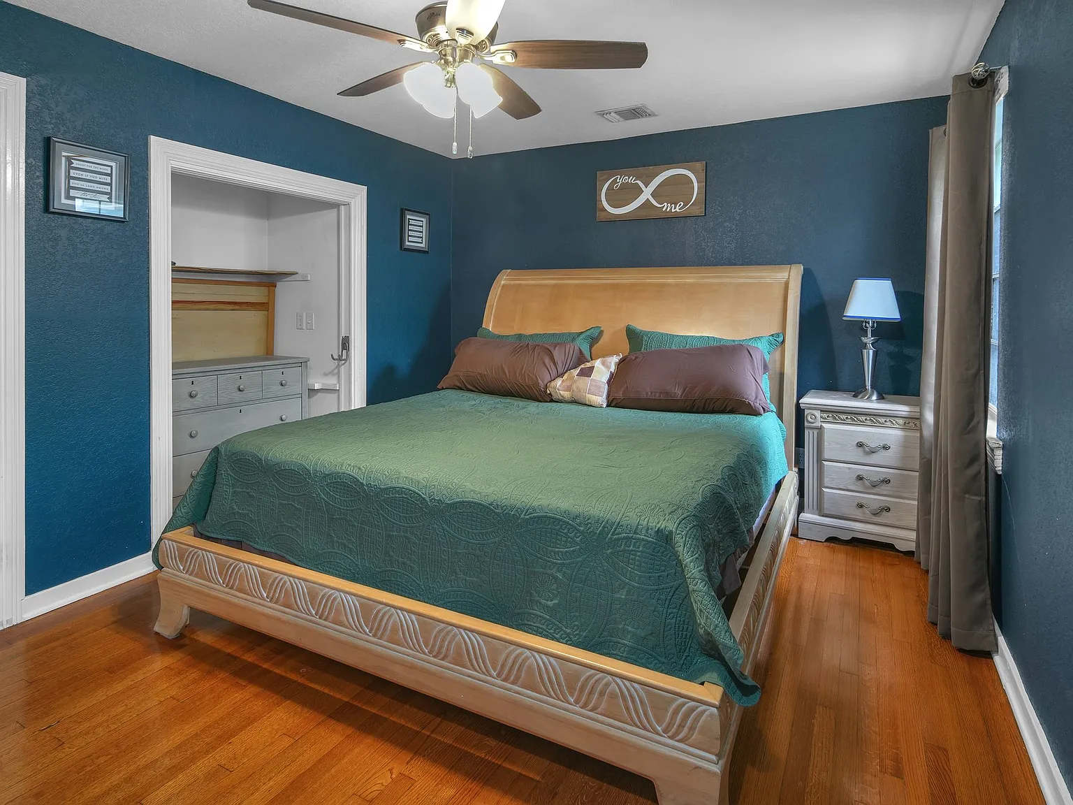 2 bed, 1602 sqft, $2,700 — Photo 2