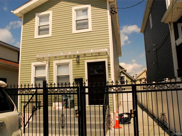 9977 164th Drive, Howard Beach, NY 11414