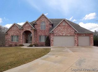 106 Grindstone Ct, Chatham, IL 62629