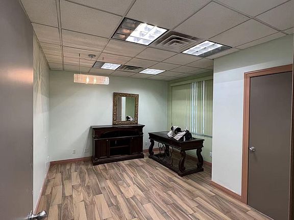 2nd image of 1761 E 12th St #1R