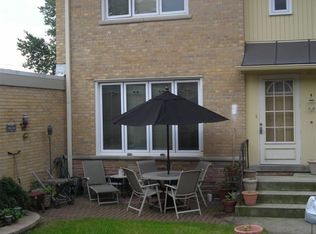 6285 N Cicero Ave, Chicago, IL 60646