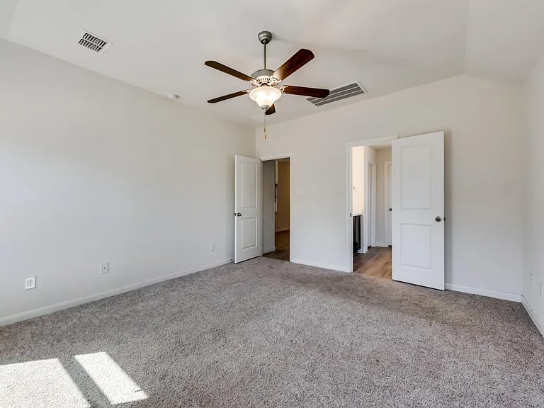 9112 Flying Eagle Ln — Photo 12