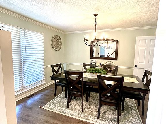 5th image of 1311 Willow Bend Dr