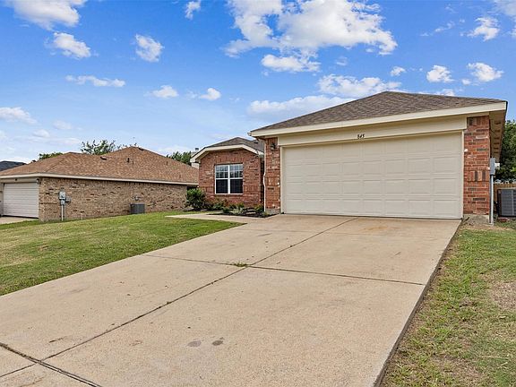 3rd image of 845 Beaver Creek Dr
