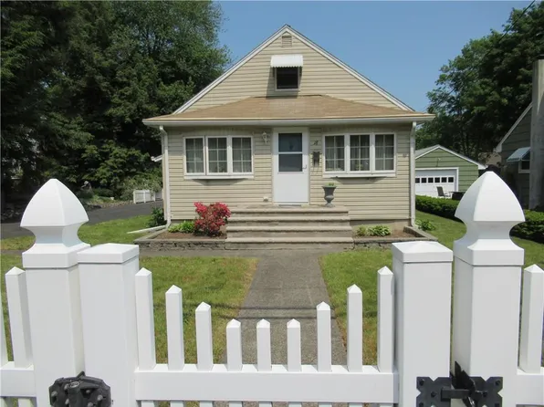 18 Cranberry Road, Sloatsburg, NY 10974