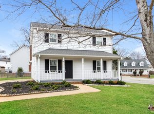105 Oakcreek Dr, Easley, SC 29642