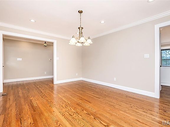 4th image of 4302 Brantleigh Heights Ct