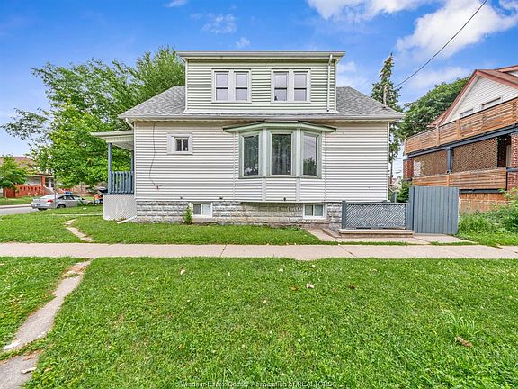2nd image of 1096 Hall Ave