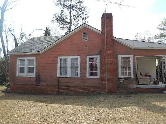 2nd image of 811 Crawford Ave