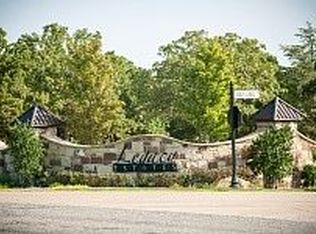 10525 Legacy Estates Dr, Burleson, TX 76028