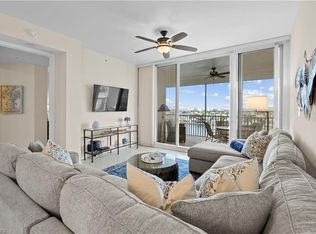 400 Flagship Dr APT 1008, Naples, FL 34108