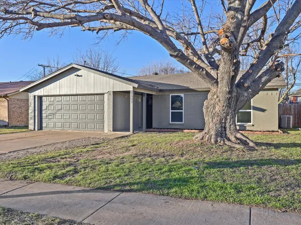 6609 Betty Dr, Watauga, TX 76148