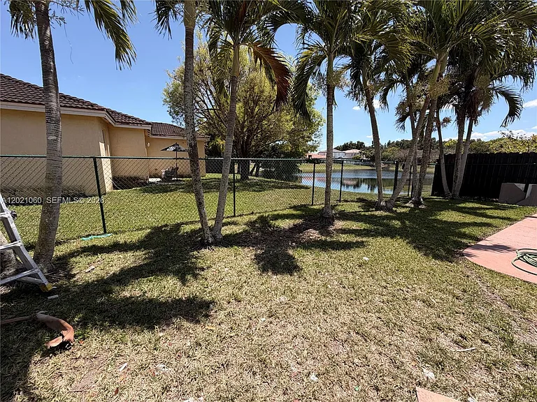 16536 SW 54th St #1 — Photo 11