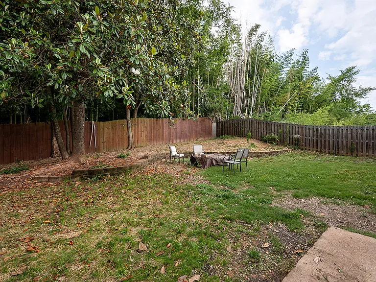 1018 Durban Dr — Photo 22