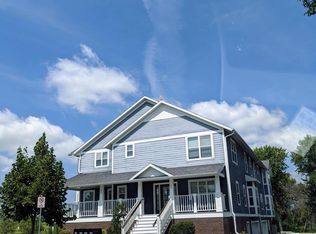 1042 Providence Cmn, Sun Prairie, WI 53590