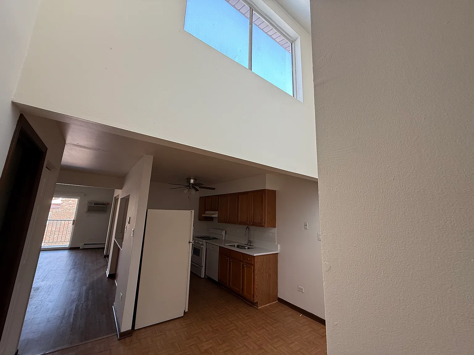 2 bed, 1200 sqft, $1,795 — Photo 1