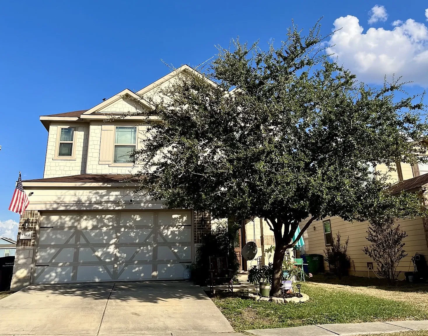 3 bed, 2.5 bath, 2036 sqft, $1,800 — Photo 2