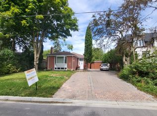 10 Johnson Rd, Aurora, ON L4G2A2