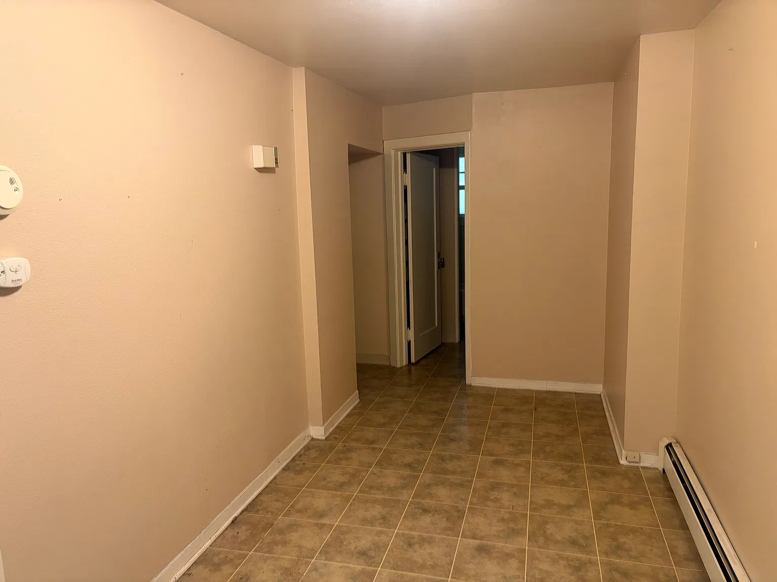 1 bed, 680 sqft, $1,375 — Photo 4
