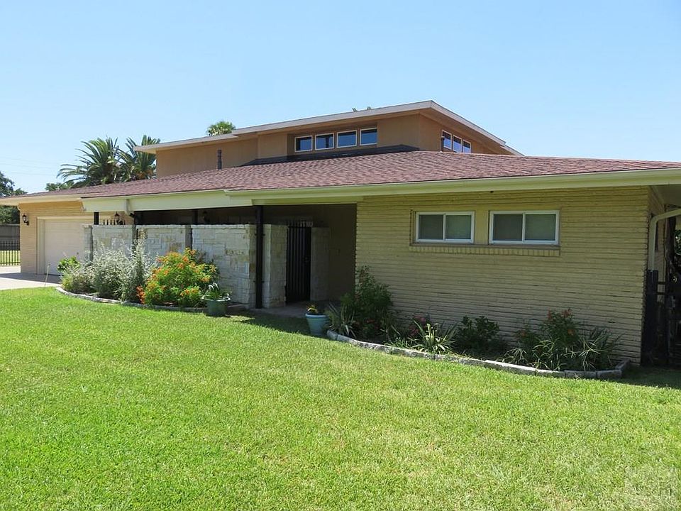 1st image of 1829 Bayou Shore Dr