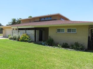 1829 Bayou Shore Dr, Galveston, TX 77551