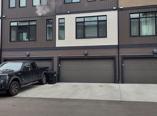 50 Ebony Blvd #12, Strathcona County, AB T8H2X4