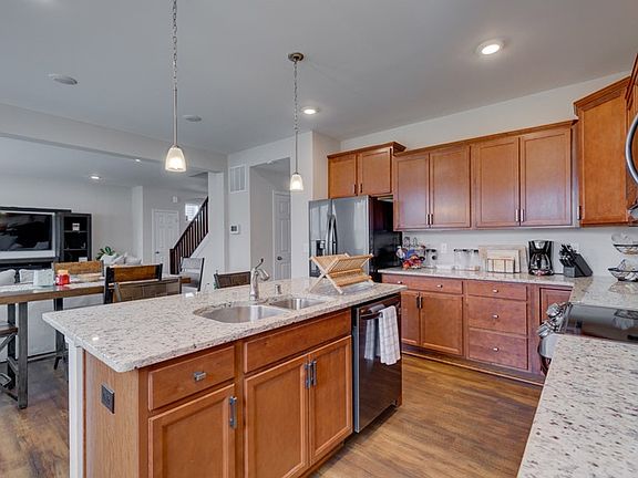 3rd image of 7996 Arcadia Blvd