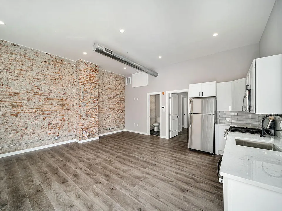 1439 S 6th St #1F