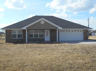 6617 County Road 426, Mokane, MO 65059