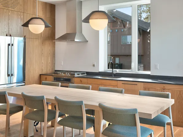 2745 NW Ordway Ave #303, Bend, OR 97703