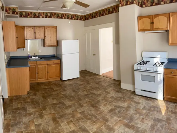 13 West St #3, Laconia, NH 03246