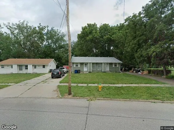 830 Hartford Ave, Des Moines, IA 50315