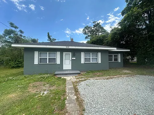 820 Haywood Pl Photo 1