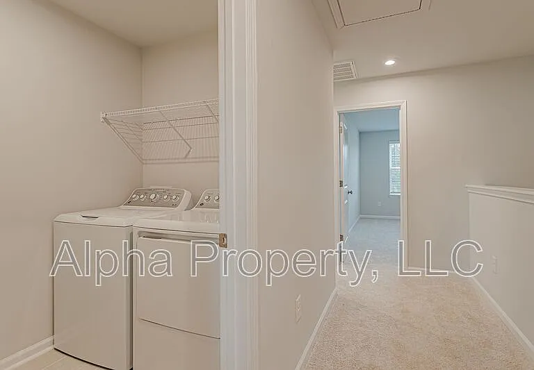 111 Santorini Way — Photo 9