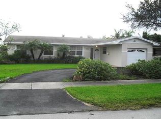 19721 SW 89th Ave, Cutler Bay, FL 33157
