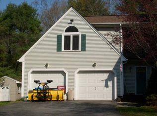 77A Lovett Rd, Oxford, MA 01540