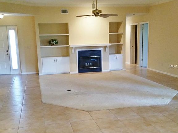 3rd image of 3015 Red Oak Ct APT 101