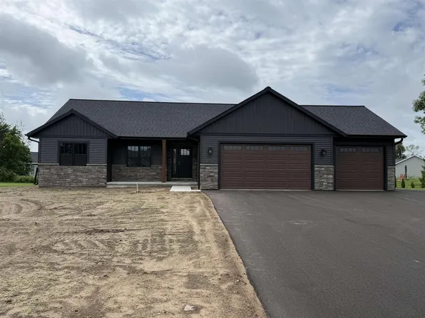 635 West SILVERLEAF COURT, Plover, WI 54467