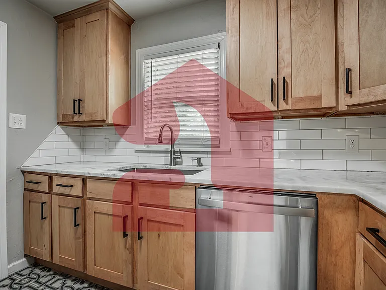 2145 Brighton Ave — Photo 15